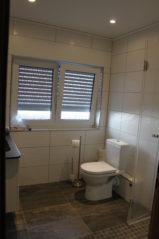 Hôtel Gastehaus Anton à Oberursel Extérieur photo